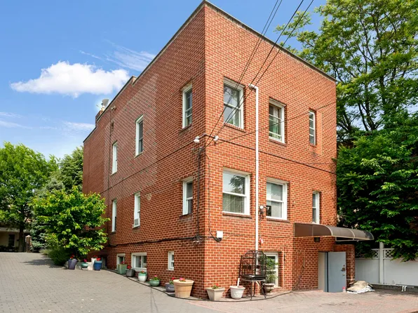 31-47 43rd Street image 14 of 17