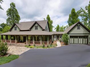 182 Mount Hebron Rd, Hendersonville, NC 28739