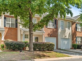 10978 Princeton Village Dr, Charlotte, NC
