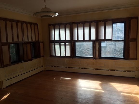 5th image of 6428 N Magnolia Ave #2
