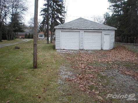 2nd image of 3674 N River Rd