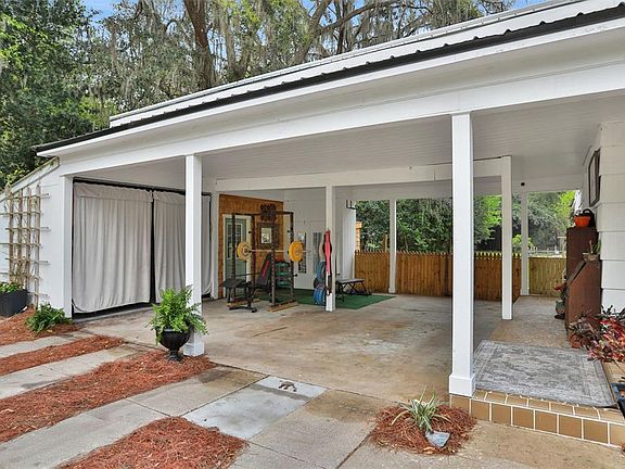 4th image of 7265 Beach Rd