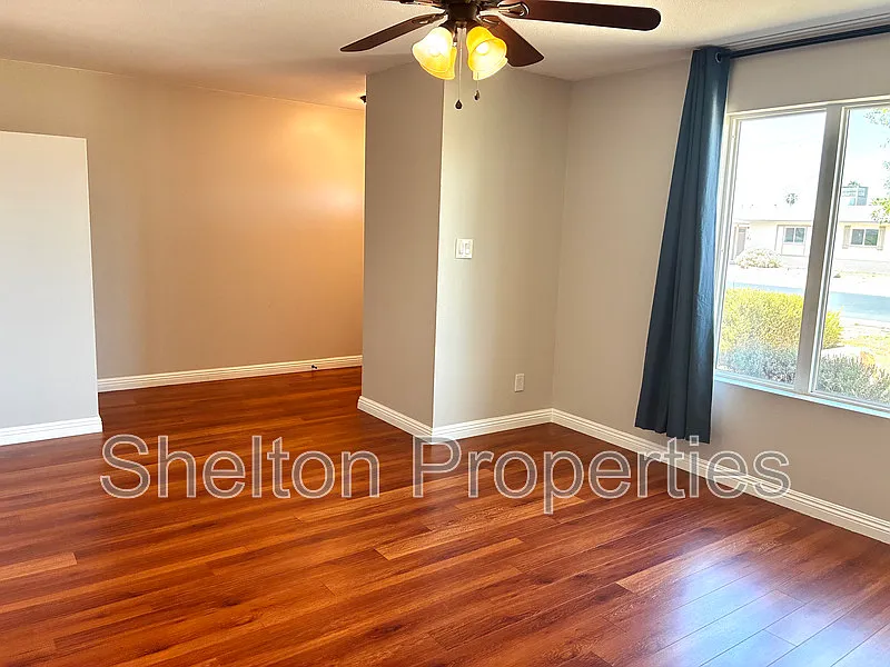 4 bed, 2.0 bath, 1862 sqft, $2,595 — Photo 3