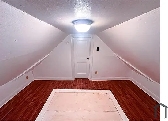 1142 Lyle St #4 — Photo 7