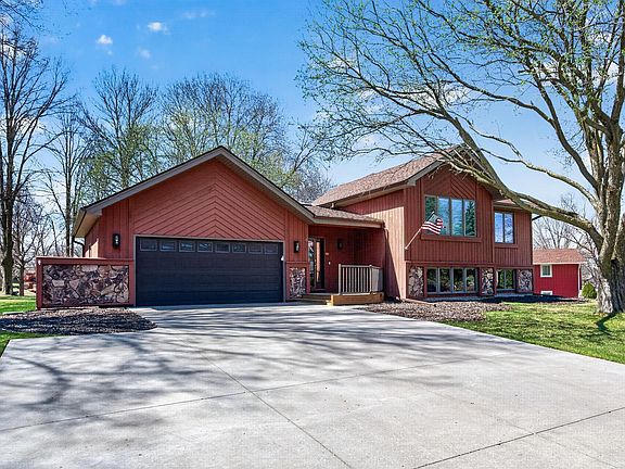 2nd image of 4615 Deerwood Ln N