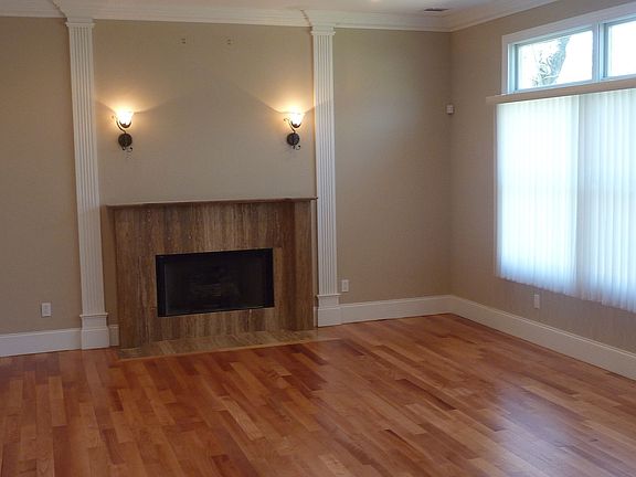 Family Room w/ Fireplace