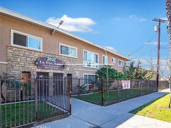 2nd image of 2032 W Linden St