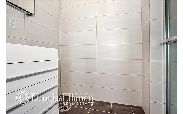 Rented by Douglas Elliman | media 44