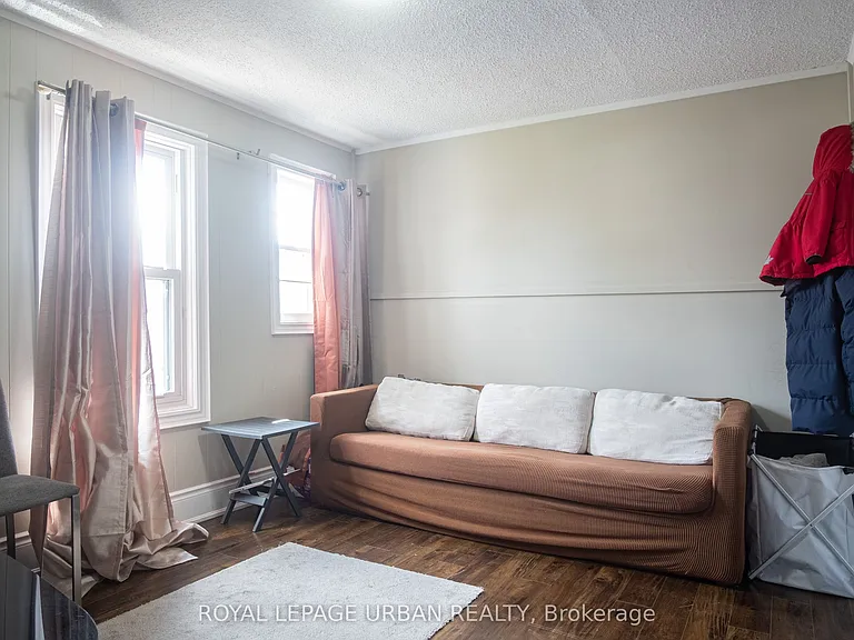 36 Welland St #REAR — Photo 8