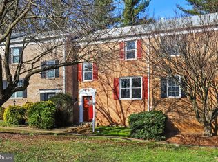 5514 Kendrick Ln, Burke, VA 22015