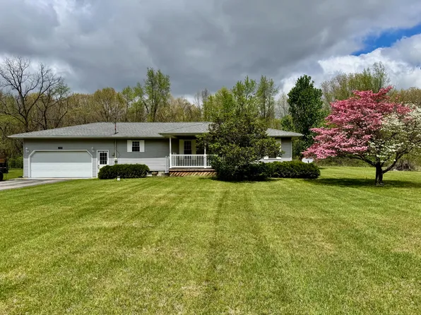 7940 E 50 S, Knox, IN 46534