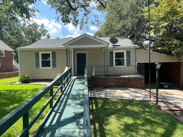 111 Reeves Ter, Thomaston, GA 30286