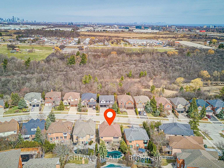 1472 Bayshire Dr — Photo 25