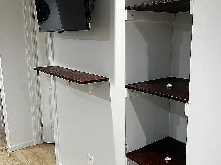 1 bed, 712 sqft, $2,200 — Photo 2