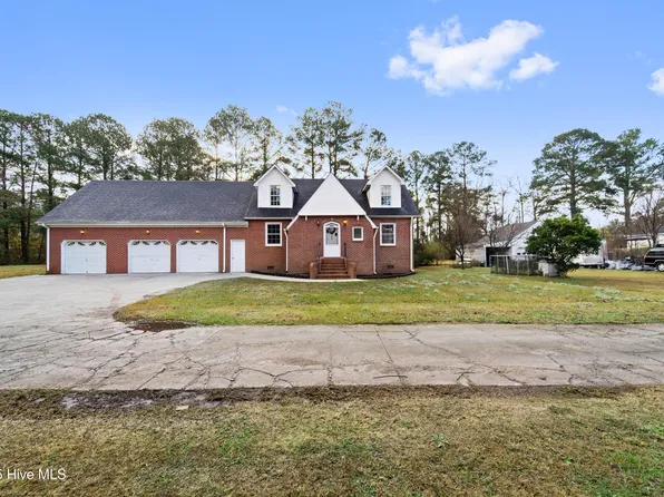 190 Huffmantown Road, Richlands, NC 28574