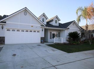 257 E Shoemake Ave, Reedley, CA 93654