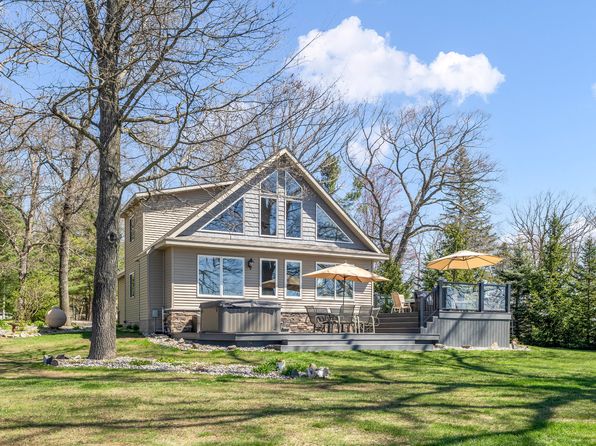 6150 Northpoint Dr, Saint Helen, MI 48656