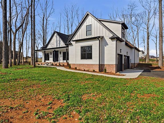 3rd image of 210 Cottage Stone Blvd