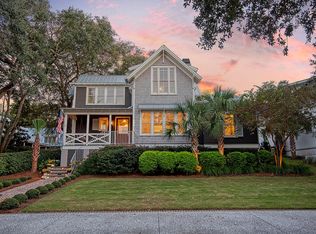 131 Live Oak Dr, Mount Pleasant, SC 29464