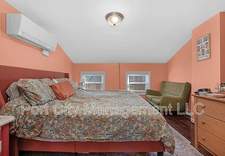 232 S Castle St — Photo 17