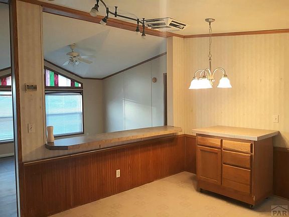 5th image of 646 Edna Ln