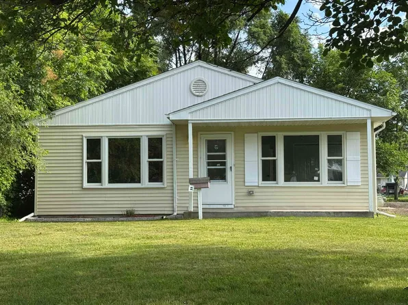 44 Fessenden St, Mount Clemens, MI 48043