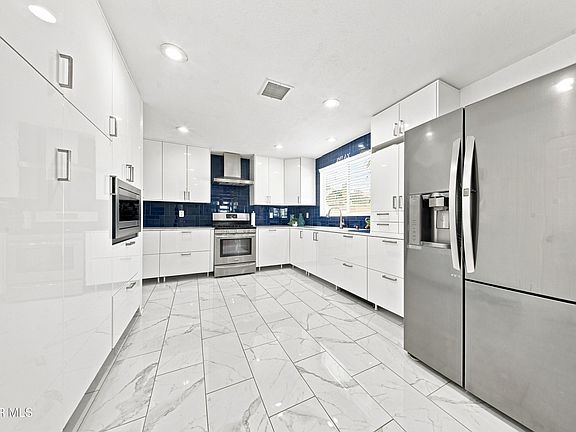 3rd image of 3365 E Avenue K3