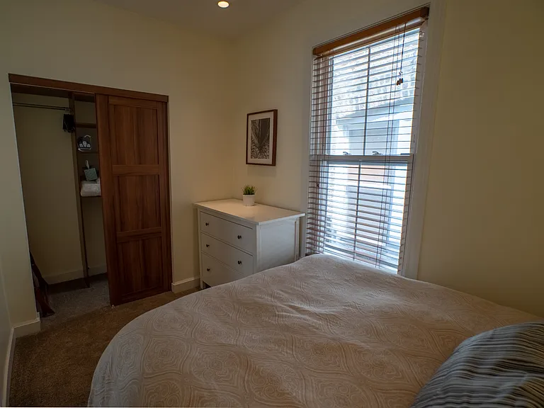 3238 N Hoyne Ave #2 — Photo 9