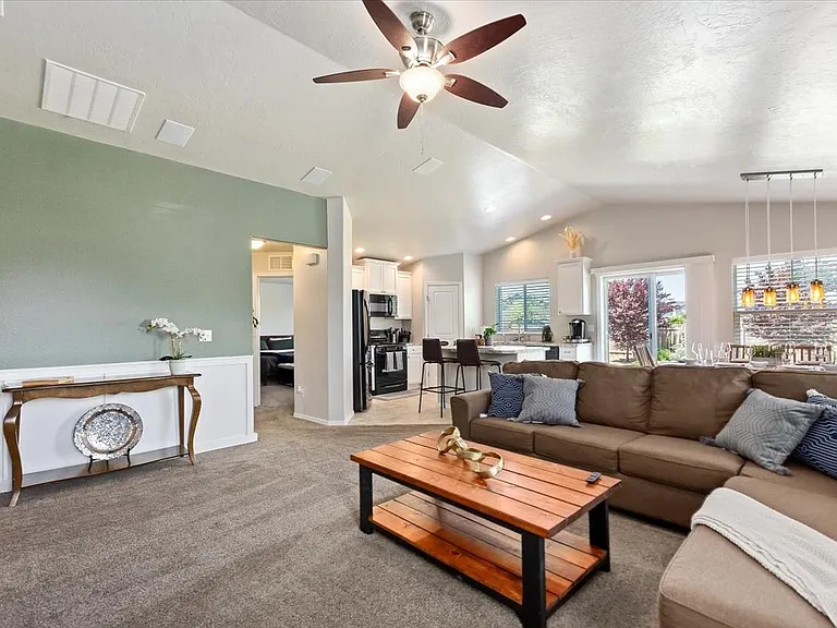 13606 Cocoa Beach St — Photo 20