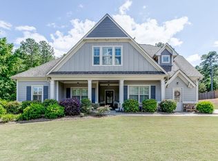 1091 Sterling Lake Dr, Jefferson, GA 30549