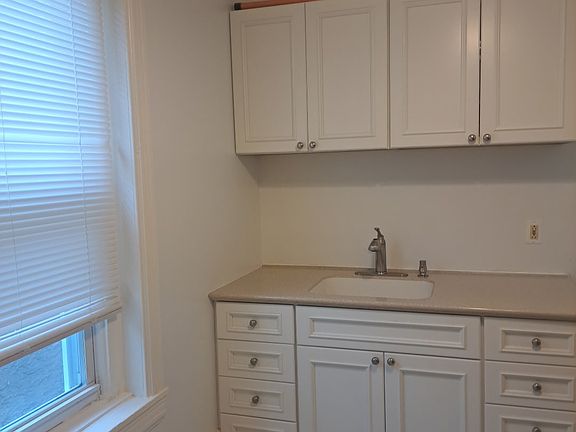 2nd image of 2140 N Van Pelt St Floor 2