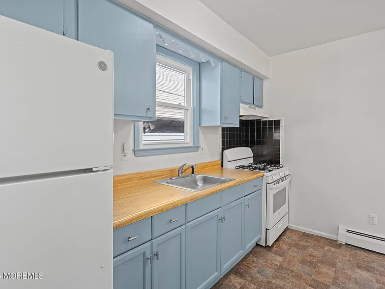 1105 NE Emory St #2 — Photo 7