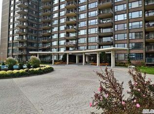 16625 Powells Cove Blvd #7D, Whitestone, NY 11357