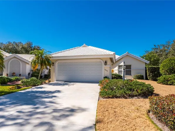 1029 Harbor Town Dr, Venice, FL 34292