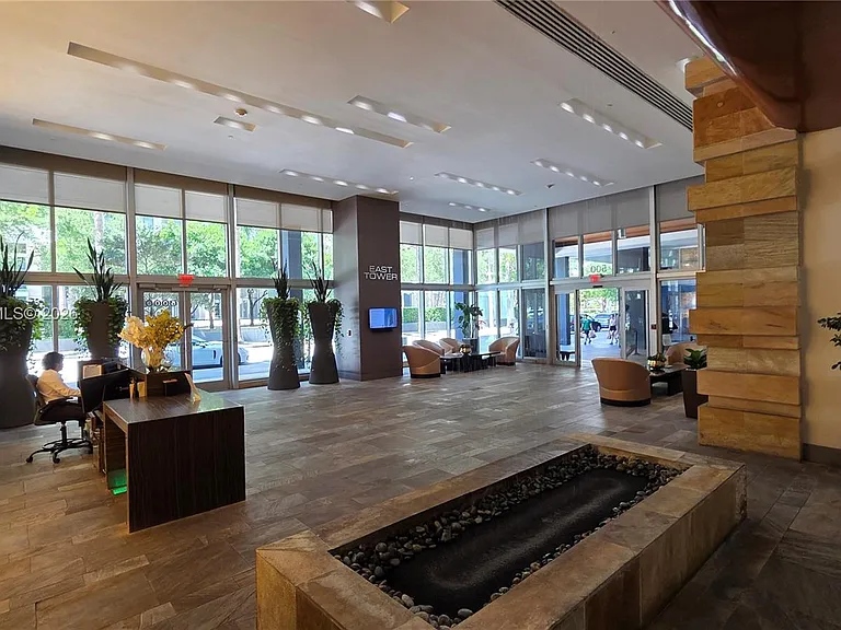 500 Brickell Ave #1410 — Photo 27