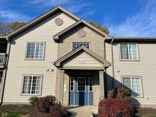 9820 Legends Creek Dr, Indianapolis, IN 46229