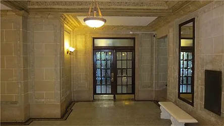 Rented by R New York