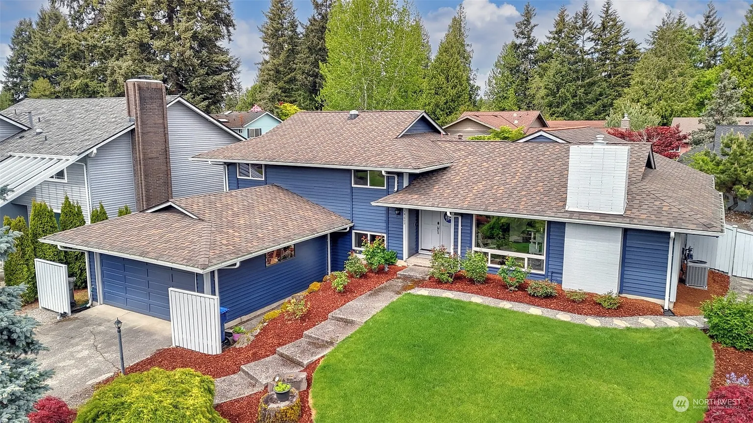 14602 SE Fairwood Boulevard photo 1