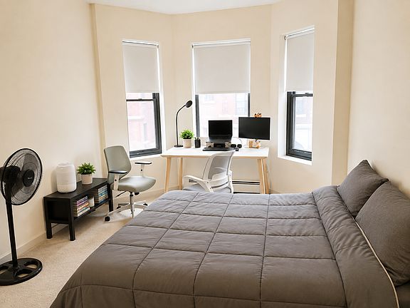 3rd image of 6 Royce Rd #21