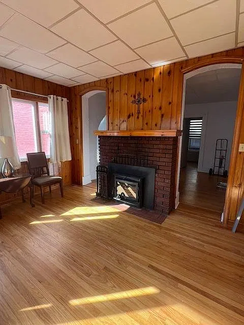 Studio, $2,000 — Photo 2