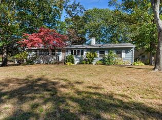 26 Mariette Dr, Portsmouth, NH 03801