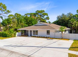 9002 E Highland Pines Blvd, Palm Beach Gardens, FL 33418
