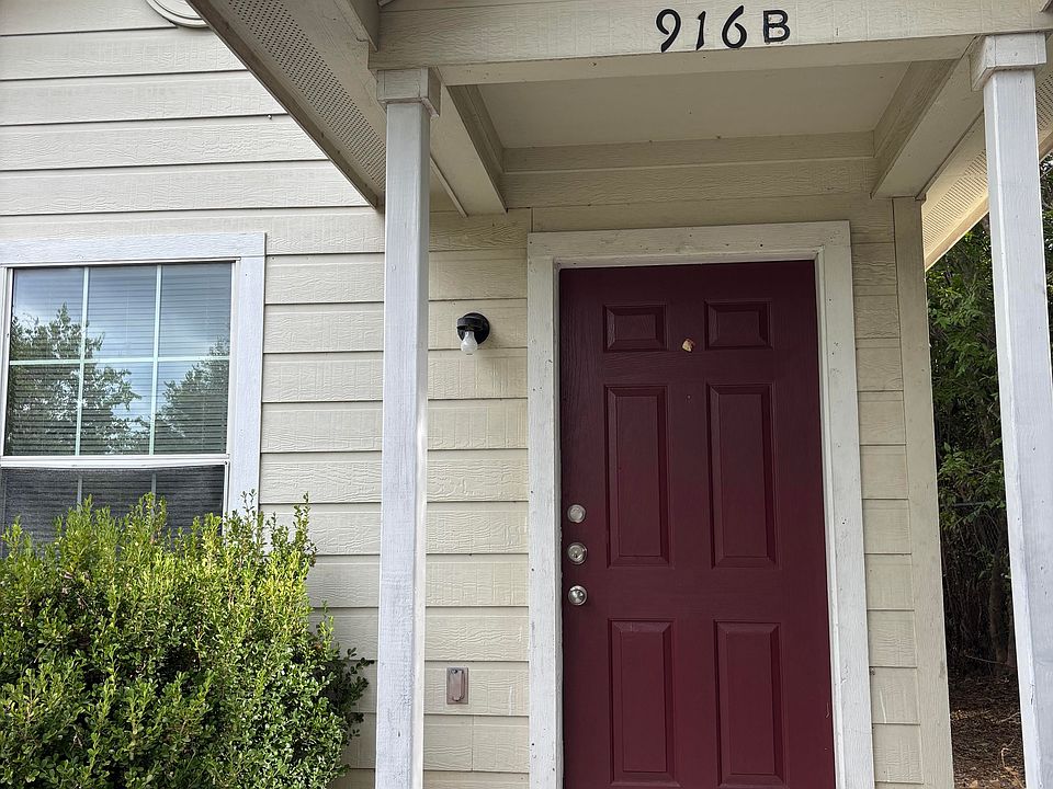 1st image of 916 E Avenue D #B