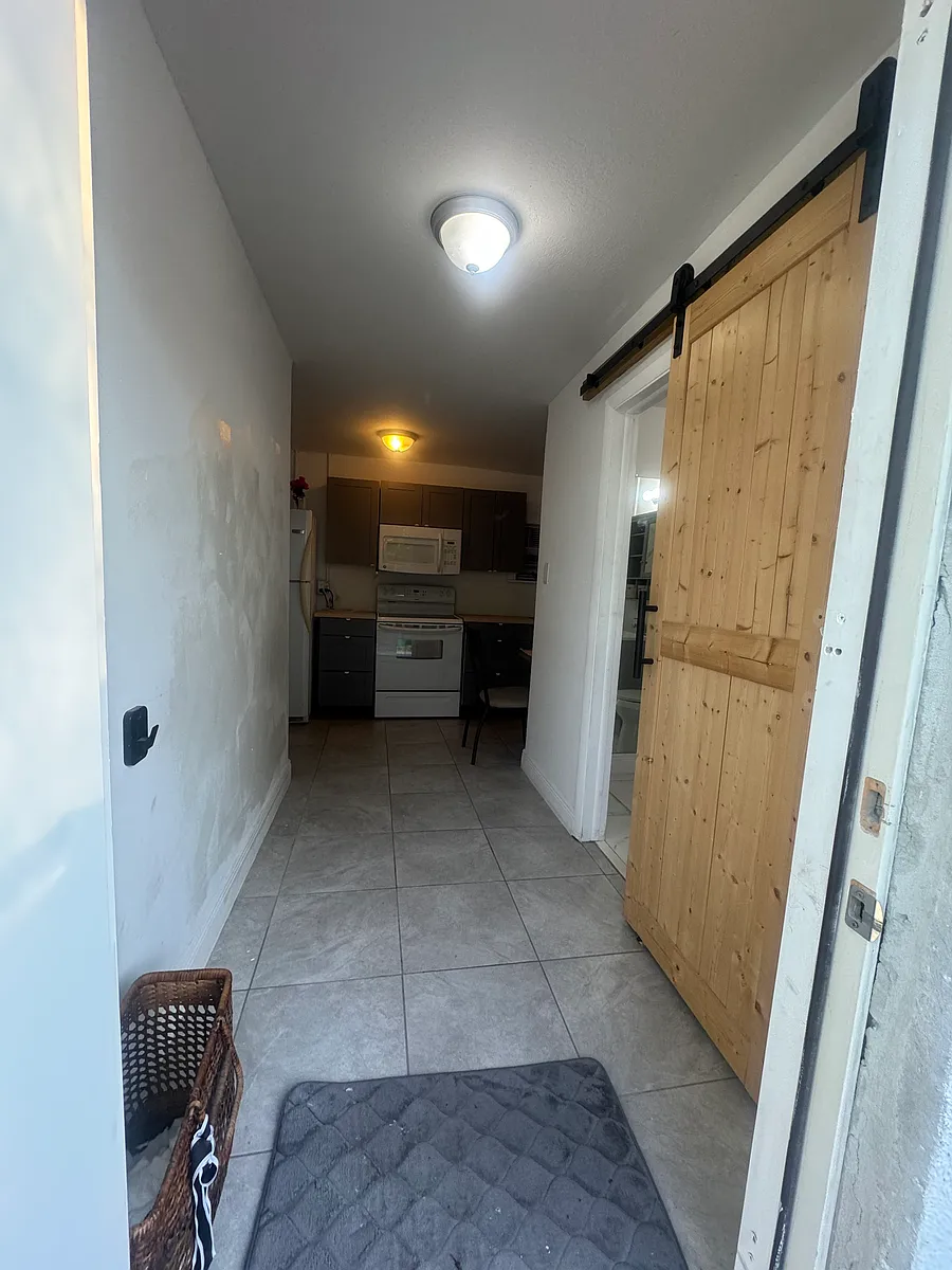 Building Photo - 3841 Arlington St #2