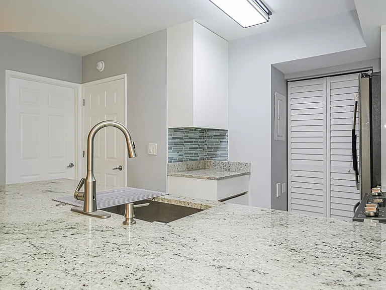 1550 S 42nd Cir #107 — Photo 38