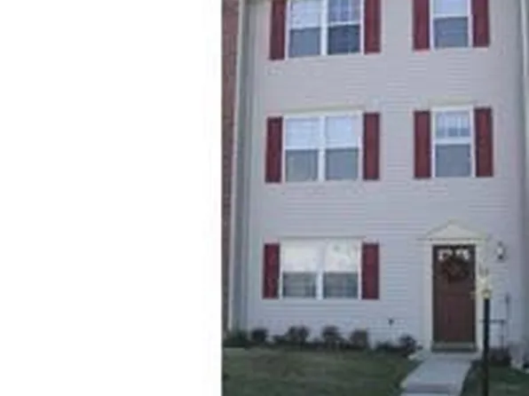 106 Charles St, Fredericksburg, VA 22405