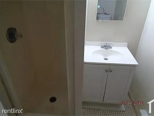 26 Hertel St — Photo 5
