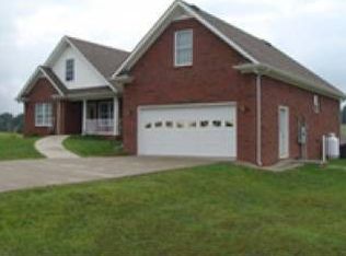 39 Richland Rd, Scottsville, KY 42164