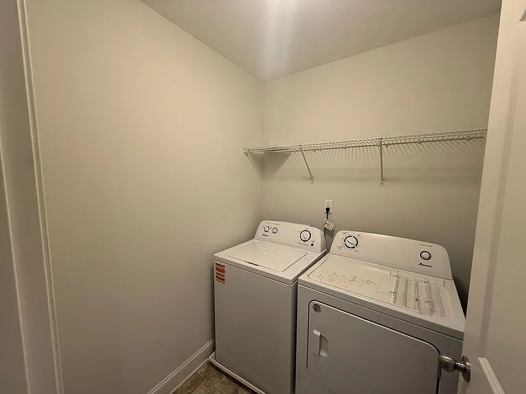 1123 Augustine Heights Dr — Photo 14