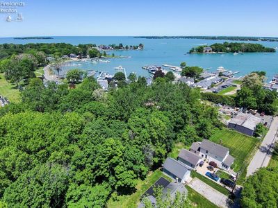 585 Victory Ln, Put In Bay, OH, 43456